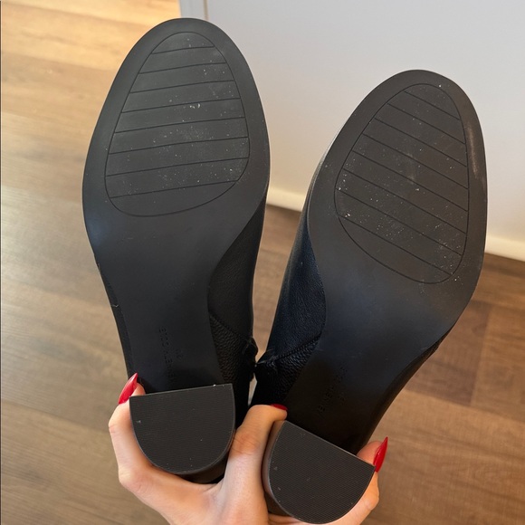 Kenneth Cole New York Justin Black Heeled Boots - Picture 14 of 16